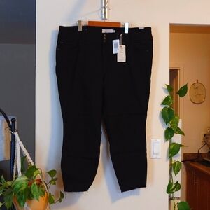 Jegging crop black with raw hem